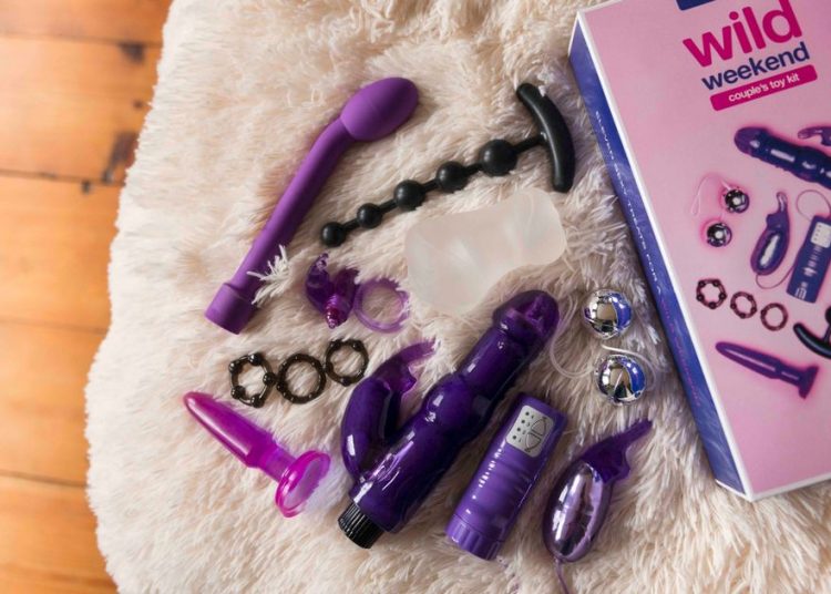 2 Wild Weekend Couples Sex Toy Kit from Lovehoney – TodayHeadline