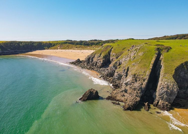 60307555 11017147 Pembrokeshire s secret coves and wide sandy beaches are reminisc a 19 1657892112729 – TodayHeadline