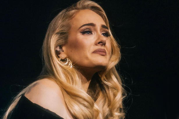 Adele breaks down in tears at Las Vegas residency over – TodayHeadline
