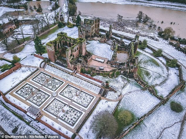The English historic sites that saw a HUGE boom in – TodayHeadline
