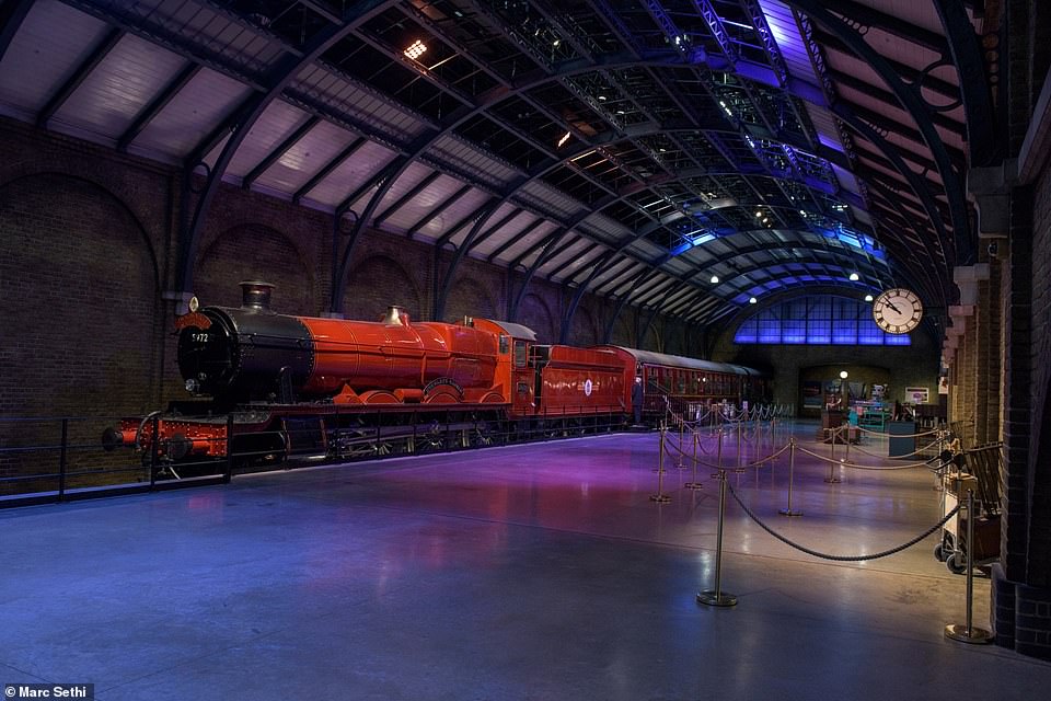 Behold the actual Hogwarts Express. At the front is Olton Hall, the Class 5972 locomotive and tender built in 1937 at the Swindon Railway Works in Wiltshire that was used for exterior shots. Behind - the authentic Hogwarts Express carriage used for over 10 years of filming the Harry Potter series
