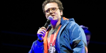 Logic gets clowned for bizarre post show cooling off method 1200x675 – TodayHeadline