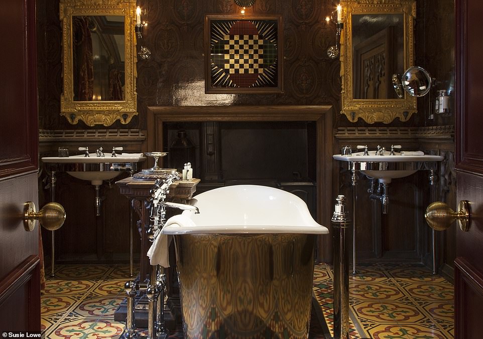 The Witchery, a 'romantic' inn housed within a 16th-century building in Edinburgh is Scotland's top restaurant with rooms