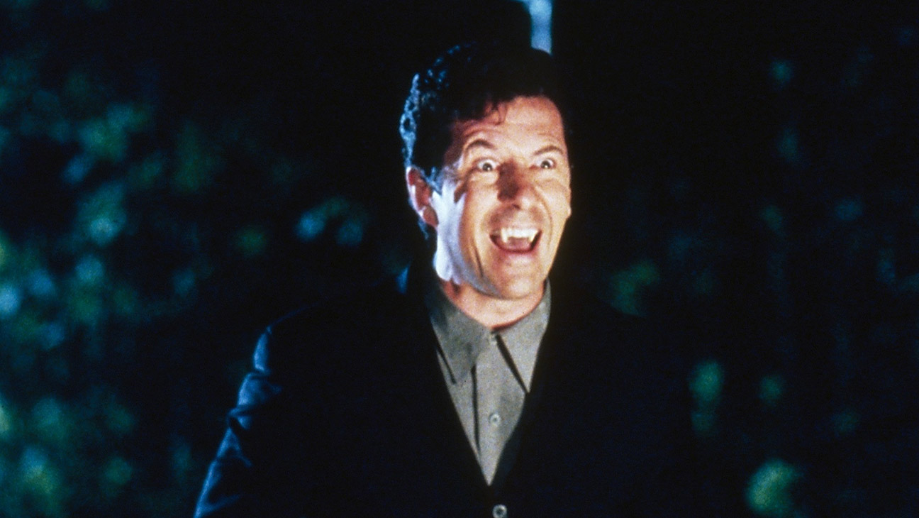 MOM'S GOT A DATE WITH A VAMPIRE, Charles Shaughnessy, 2000.