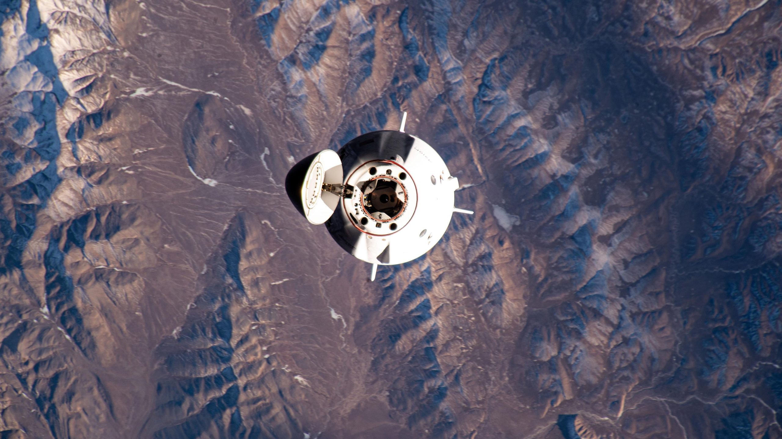 Ax 3 SpaceX Dragon Freedom Spacecraft Approaches Space Station scaled jpg