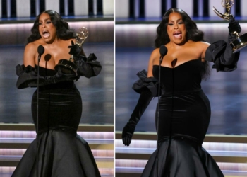 niecy nash betts accepts outstanding 74980579 jpg