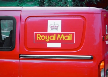 postal delivering car royal mail 732365707 webp jpeg
