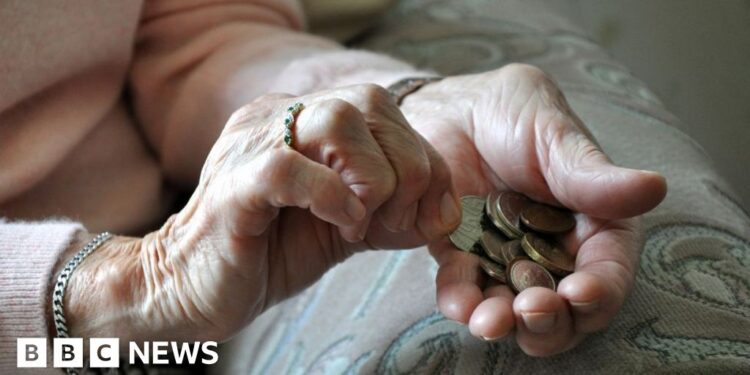 All Scottish pensioners to get winter fuel payment