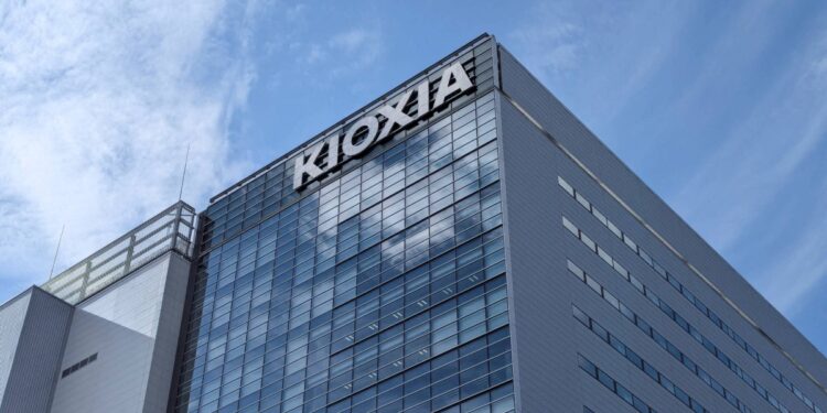 Japan chipmaker Kioxia IPO set for next month