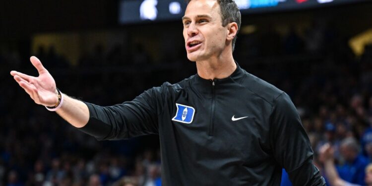 Jon Scheyer to 'take a hard look' at Duke's cramping issues