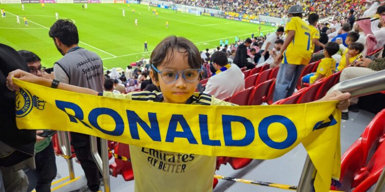 Ronaldo puts on a show to ‘make fans happy’ at Al Nassr game in Qatar