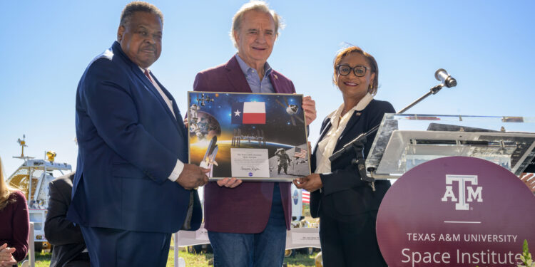 Texas A&M Breaks Ground at NASA Johnson for Giant Leap in Space Innovation - NASA