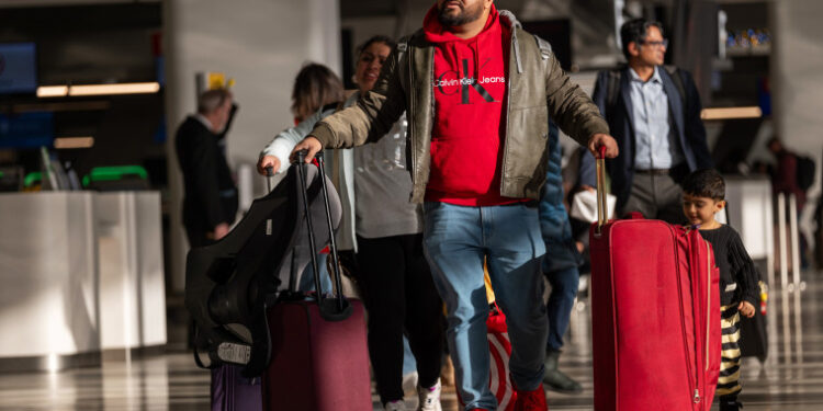 Image: TSA Expects Busiest Thanksgiving Ever For Air Travel In U.S.