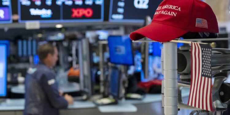 Trump's scoreboard is S&P 500, and itâ€™s Wall Street's best hope