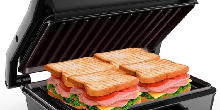 Walmart is selling an 'amazing' $100 panini press grill for just $20 during Black Friday