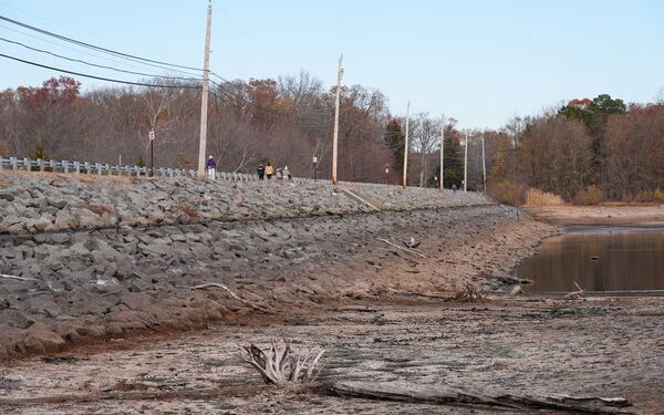 Dried-up resevoir