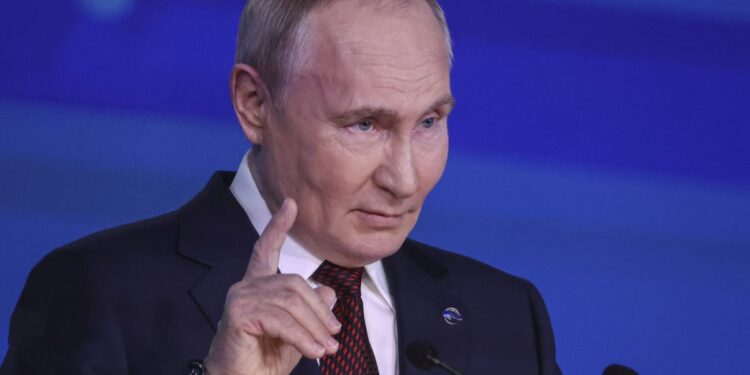 Whatâ€™s Russiaâ€™s nuclear doctrine and how did Putin change it?