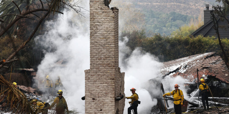 3,700 return after Malibu fire, but 'a lot of work' ahead, fire official says