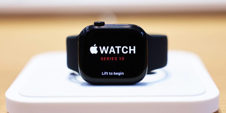 Apple’s next ultra smartwatch will be able to send texts via satellite