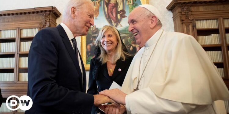 Biden to meet with Pope Francis, Italy PM Meloni – DW – 12/20/2024