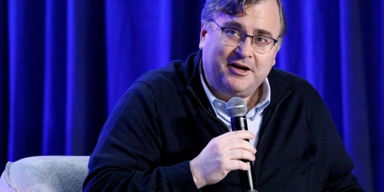 LinkedIn cofounder Reid Hoffman says he needed security after Elon Musk formed a ’conviction with no evidence’ that he was close with Jeffrey Epstein