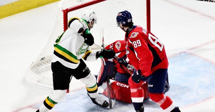 London Knights double up Windsor Spitfires in first of home-and-home between the teams - London